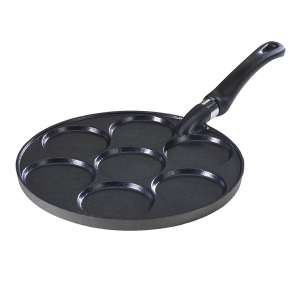 Nordic Ware Scandinavian Pancake Pan